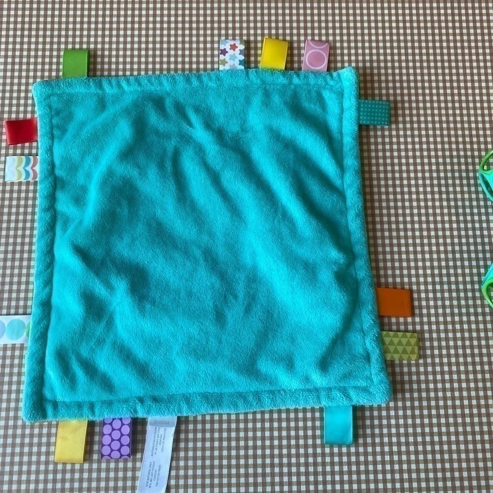 Bundle of taggies blanket/whale blanket/The very hungry caterpillar‎ rattle